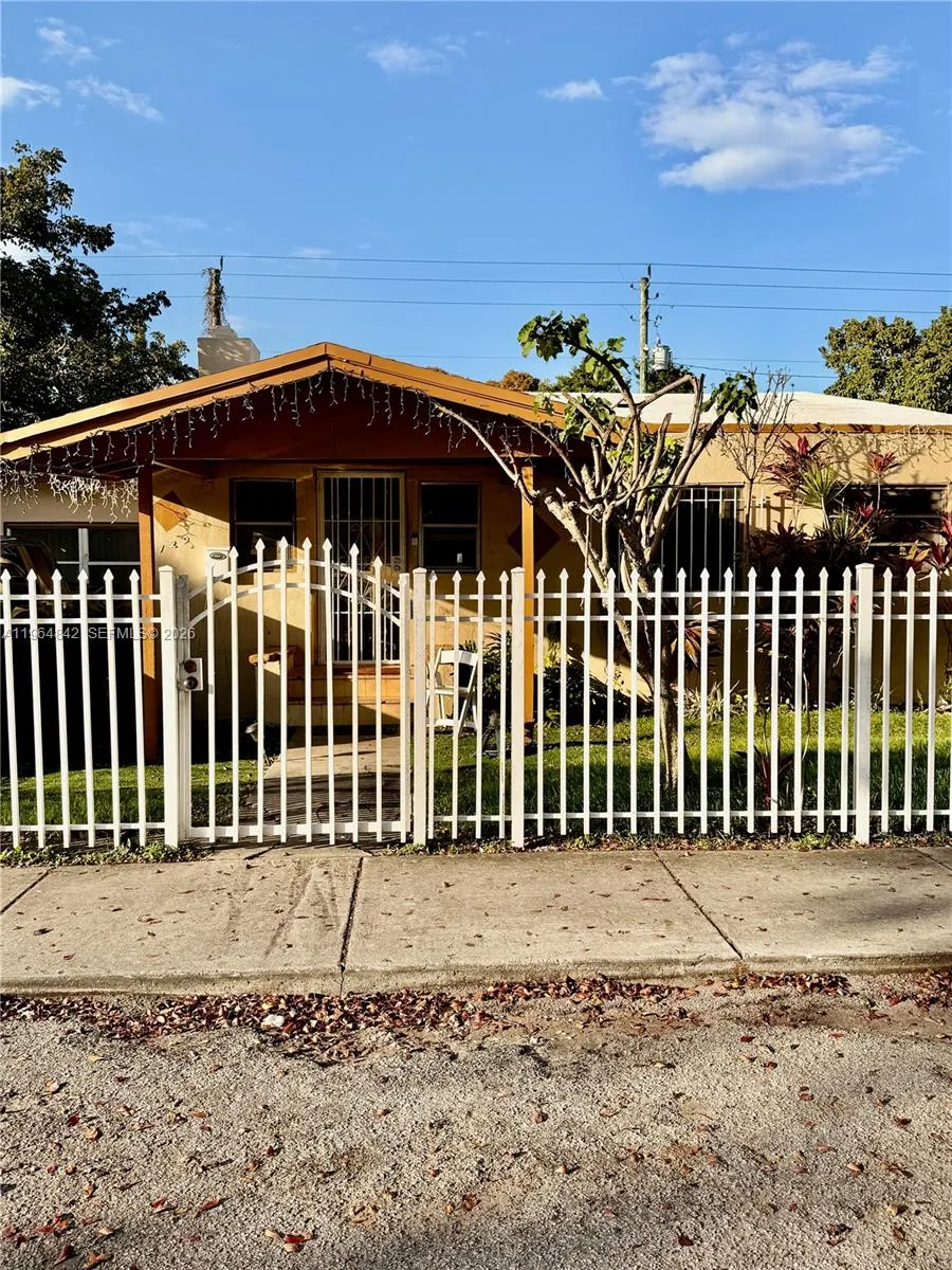 2 bedroom 1 bath for sale at 729 NW 47th Ter, Miami FL 33127