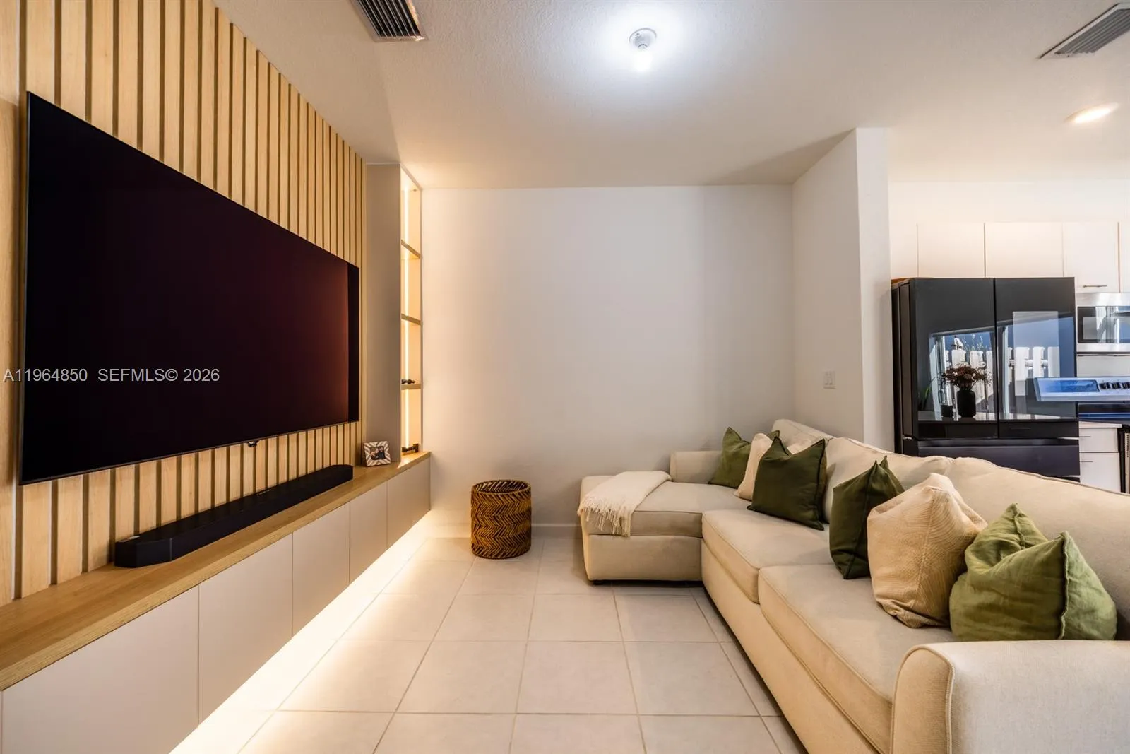 12208 NW 23rd Ct, Miami FL 33167