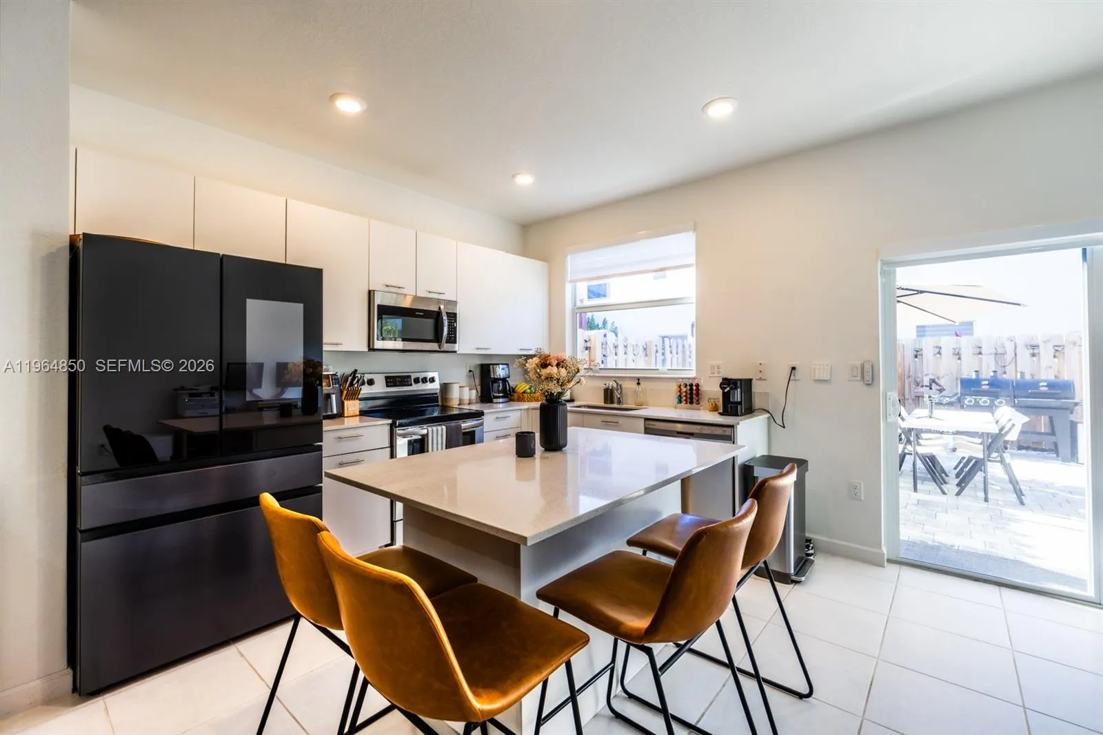 12208 NW 23rd Ct, Miami FL 33167