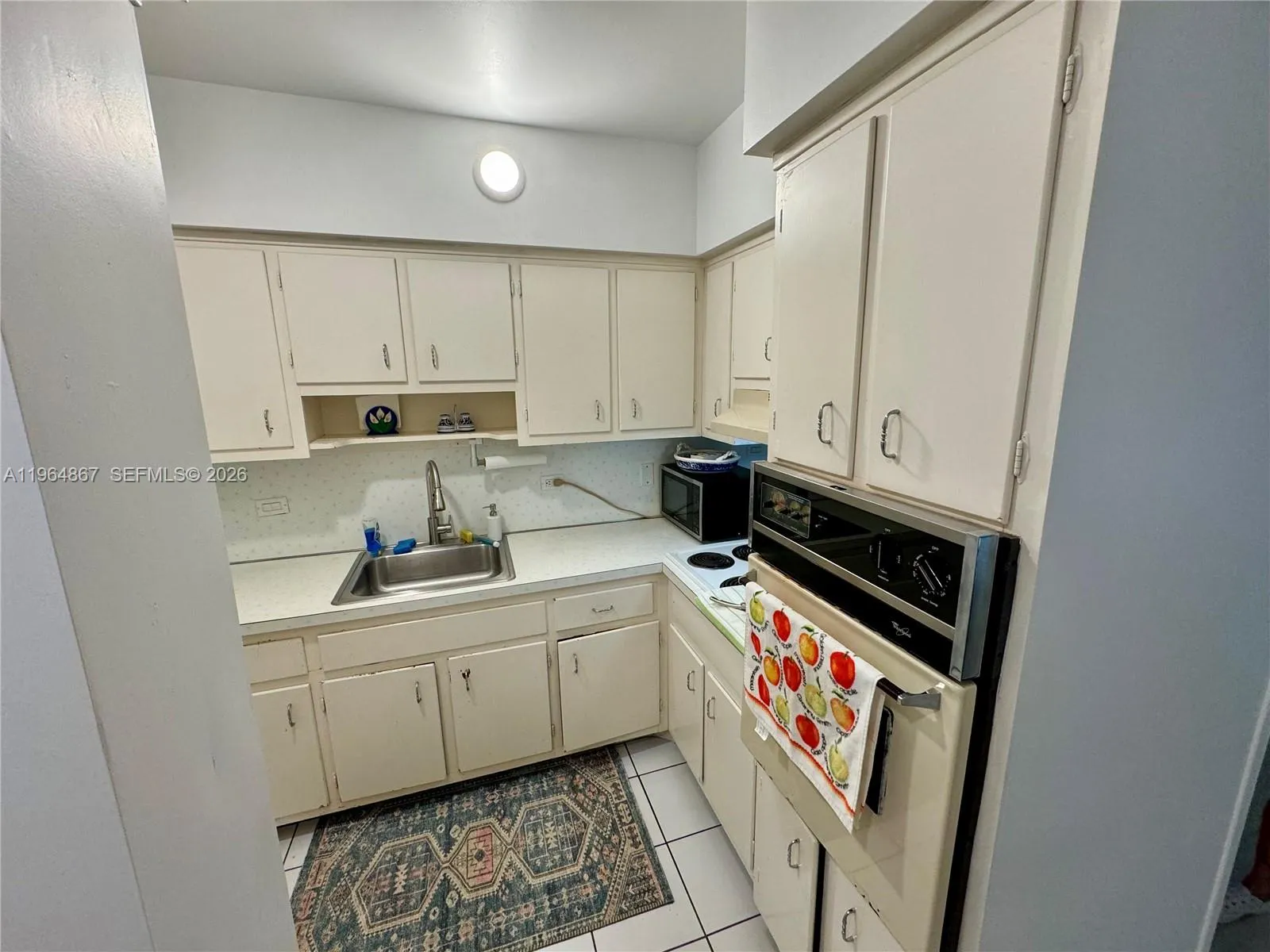 6580 Santona St # A38, Coral Gables FL 33146
