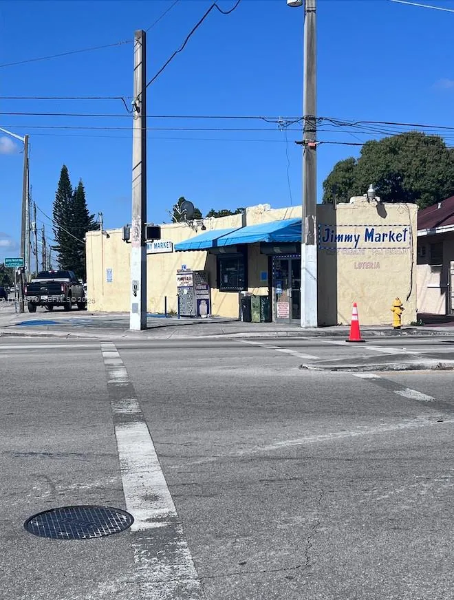 1540 SW 22nd Ave, Miami FL 33145