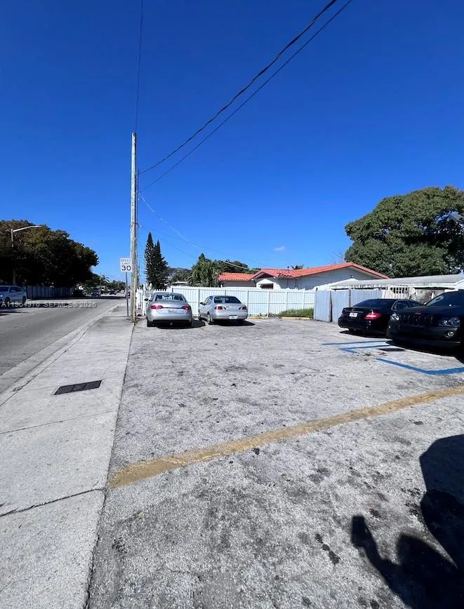 1540 SW 22nd Ave, Miami FL 33145