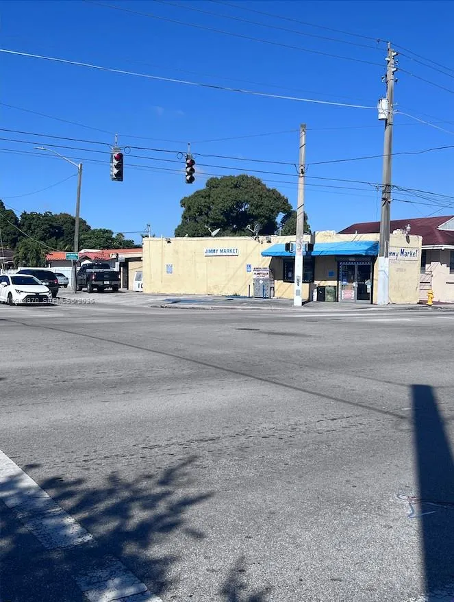 1540 SW 22nd Ave, Miami FL 33145