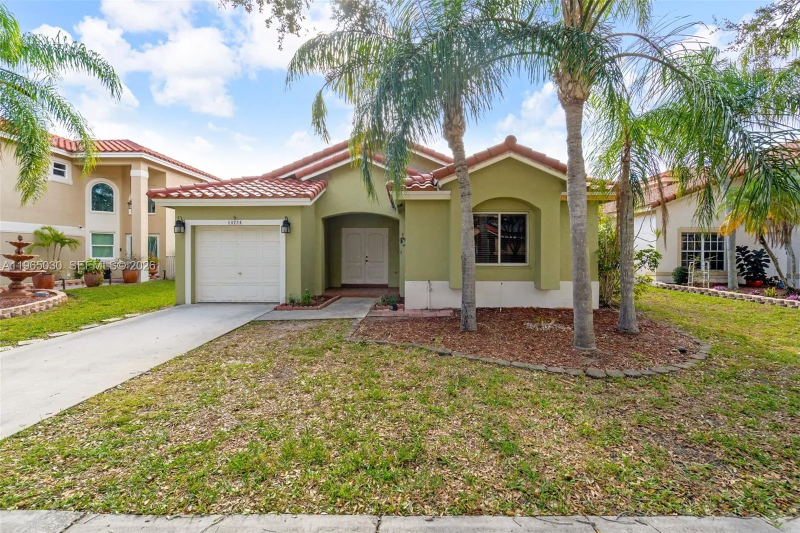 14734 Via Tivoli Ct, Davie FL 33325