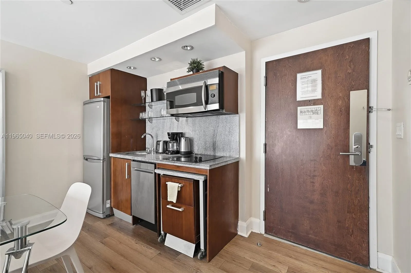 1060 Ocean Dr # D304, Miami Beach FL 33139