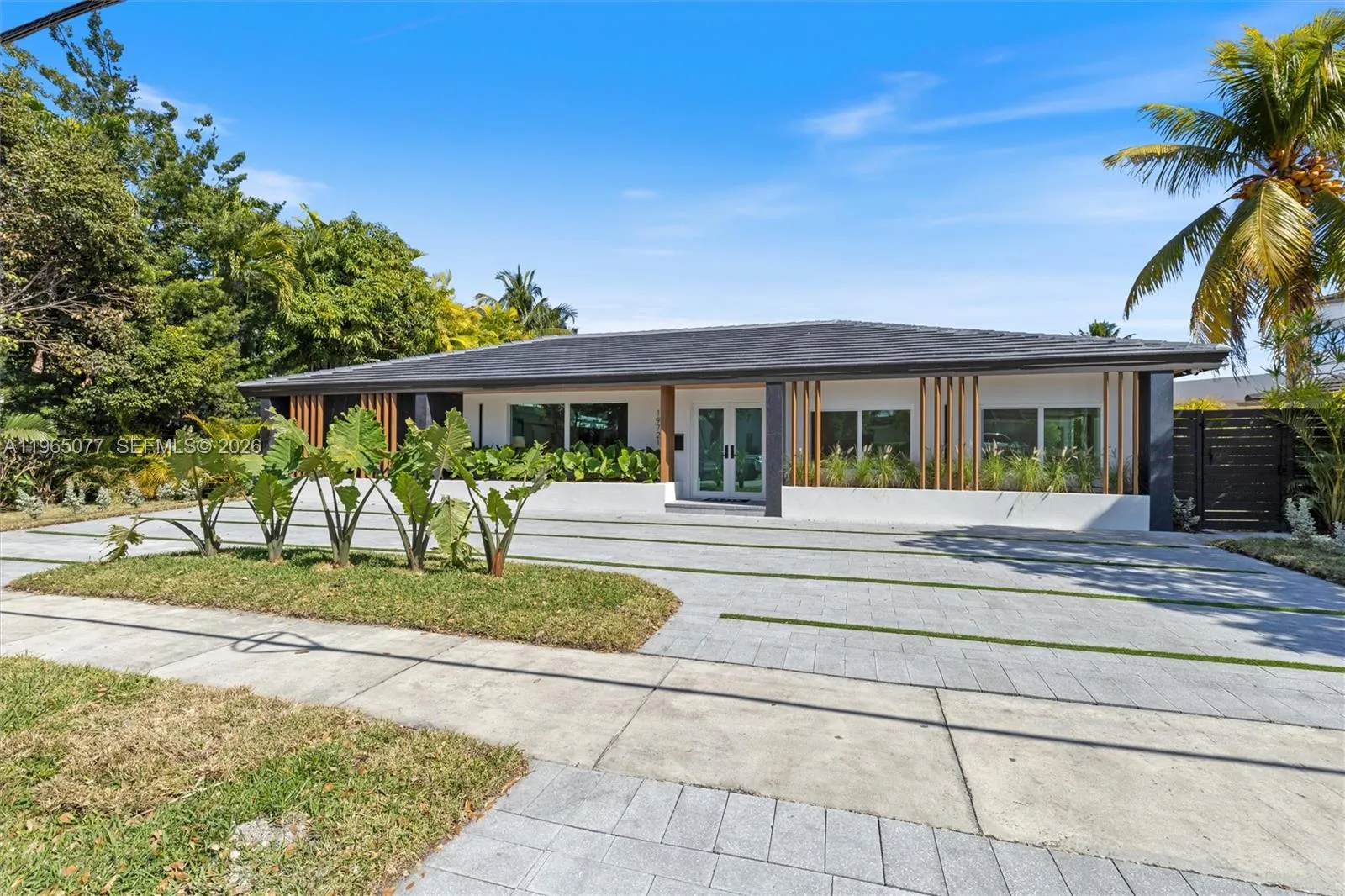 5 bedroom 4 bath for sale at 19721 NE 23rd Ave, Miami FL 33180