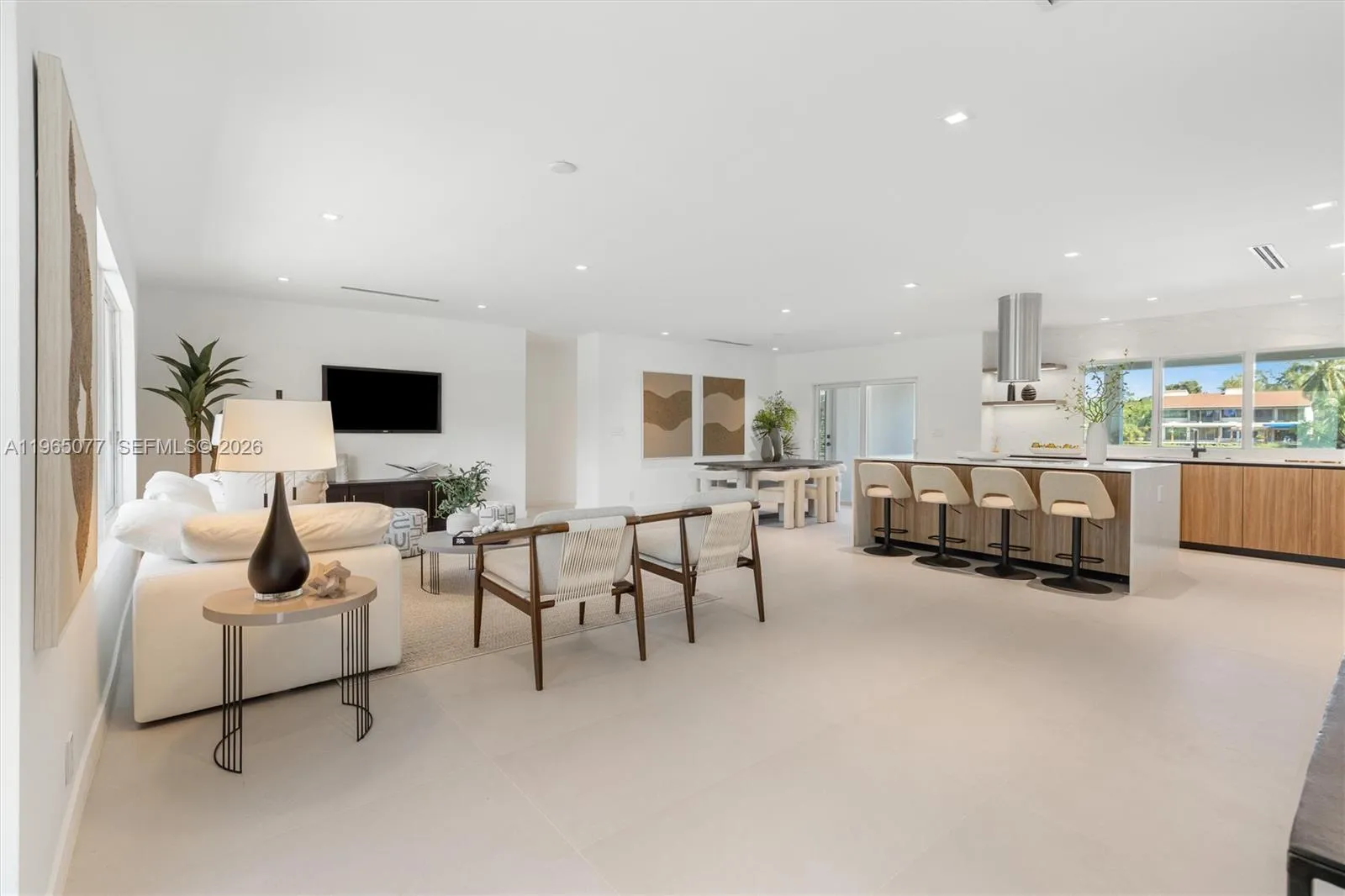 19721 NE 23rd Ave, Miami FL 33180