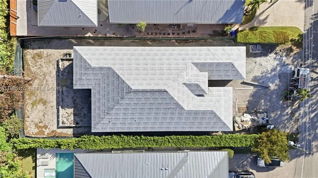 4 bedroom 3 bath for sale at 1050 13th St N, Other City - In The State Of Florida FL 34102