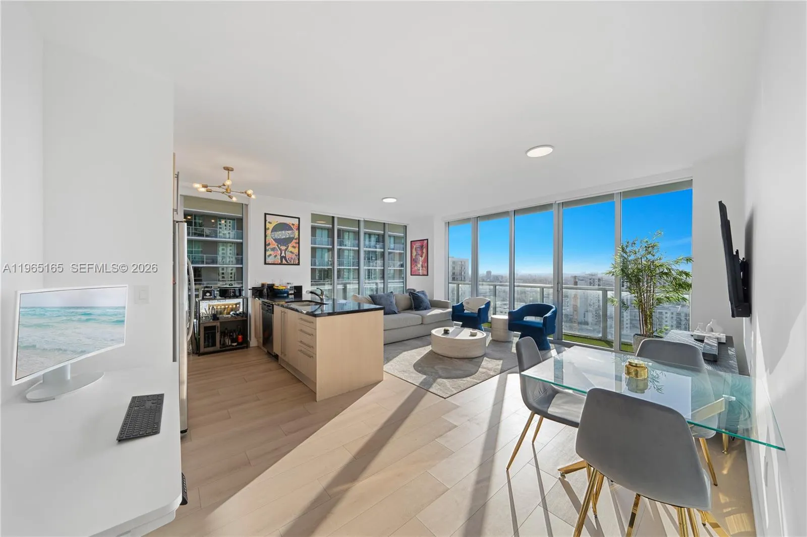 2 bedroom 2 bath for sale at 1111 SW 1st Ave, Miami FL 33130