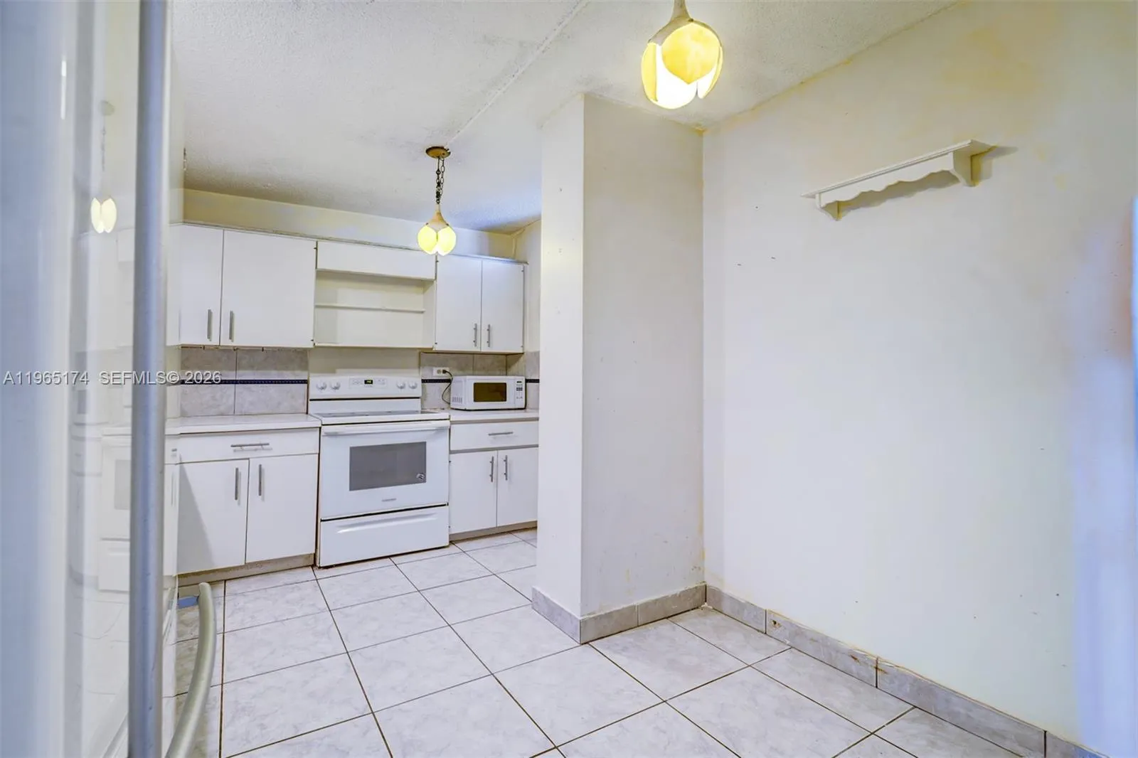 6450 Collins Ave # 202, Miami Beach FL 33141