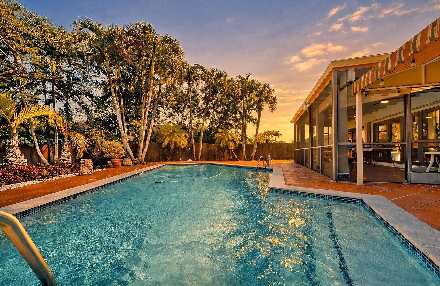 9400 SW 100th Ave Rd, Miami FL 33176