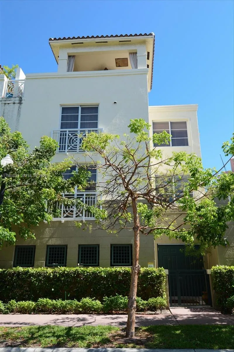 145 Jefferson Ave # 419, Miami Beach FL 33139