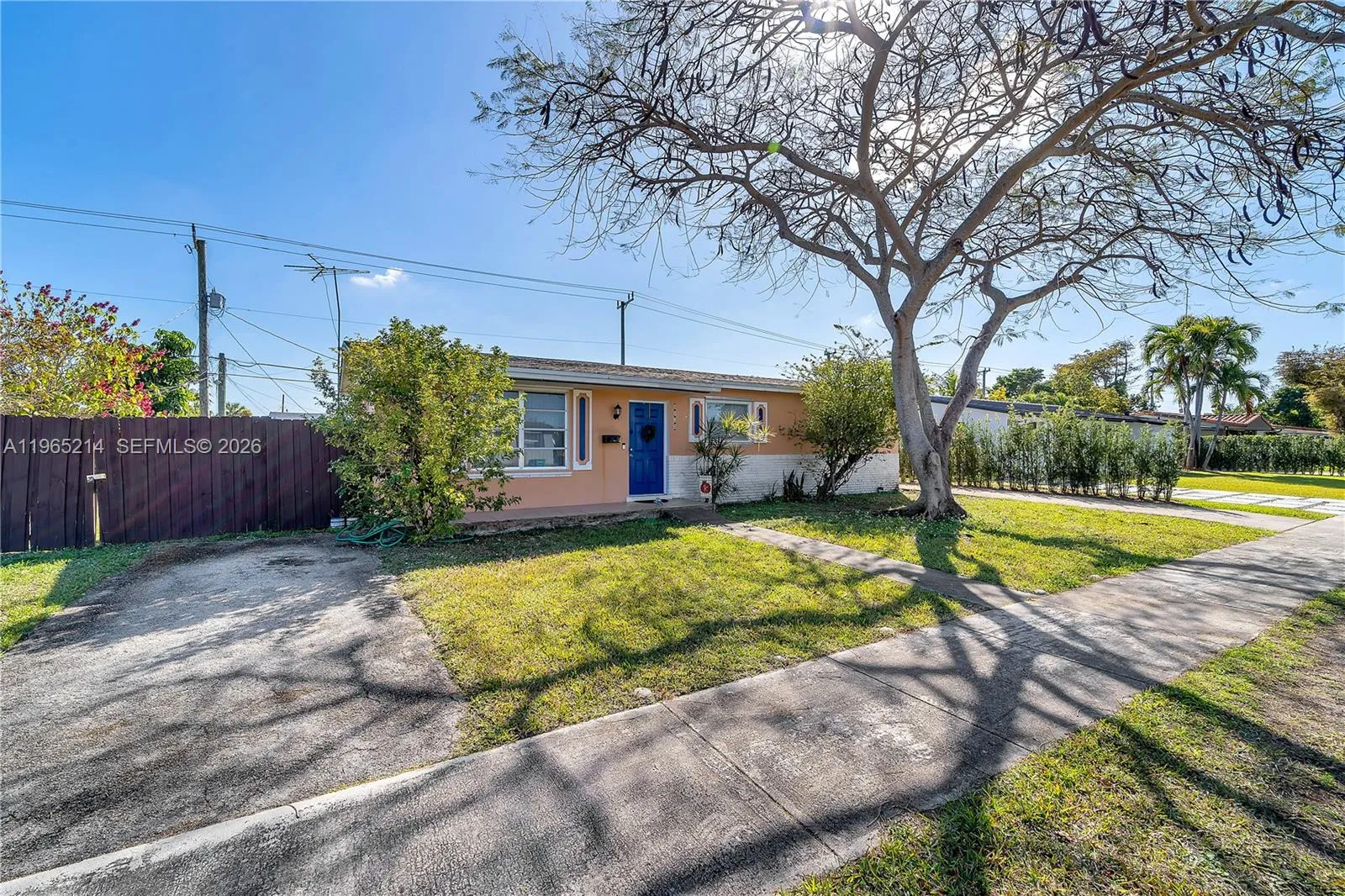 3235 SW 93rd Ct, Miami FL 33165