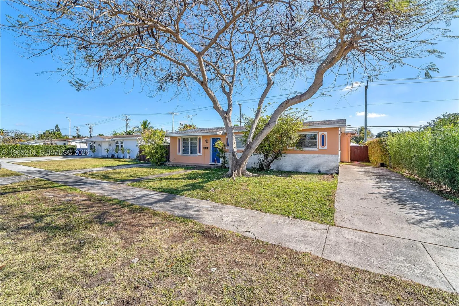 3235 SW 93rd Ct, Miami FL 33165