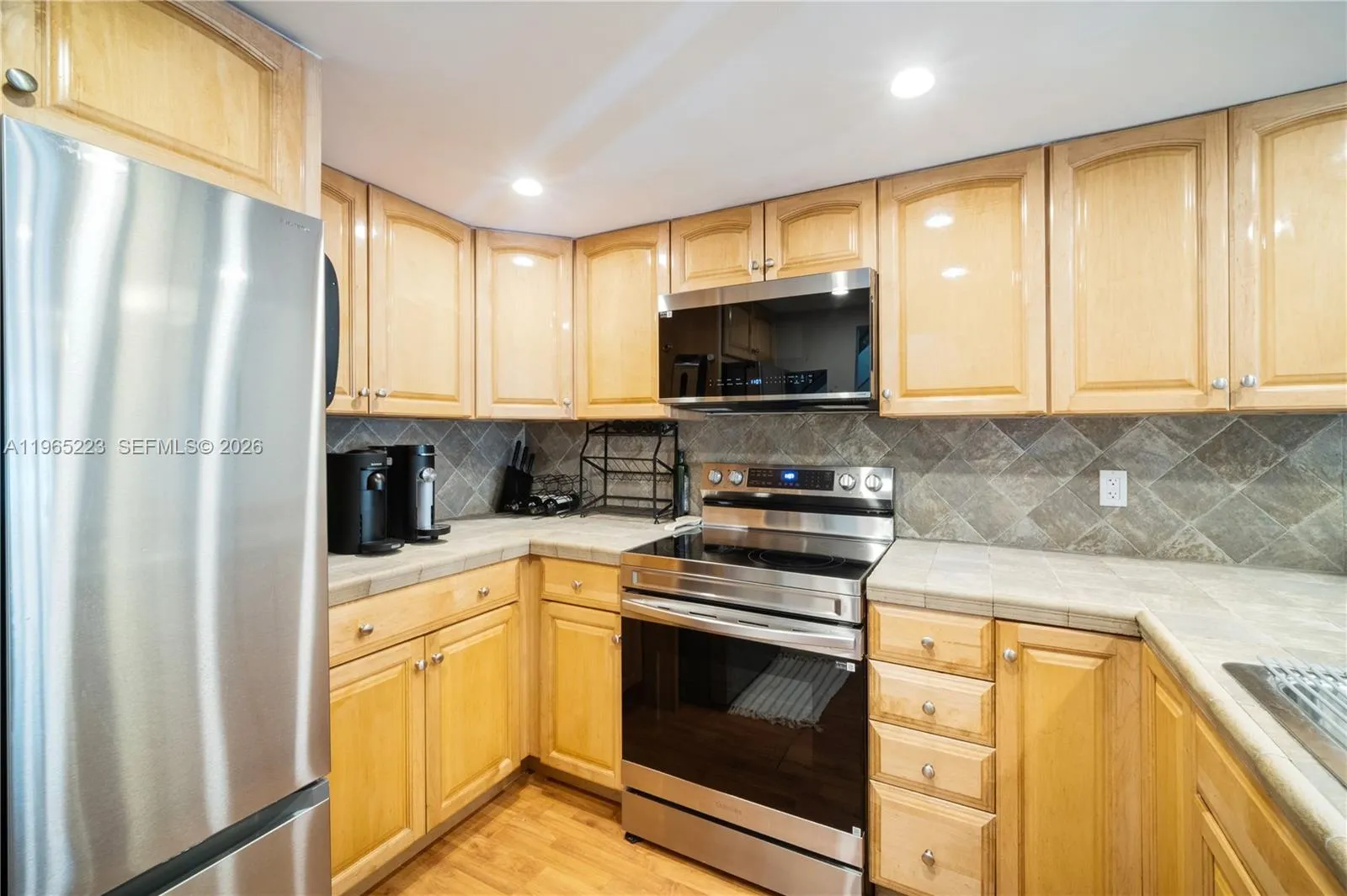 338 Majorca Ave # 205, Coral Gables FL 33134