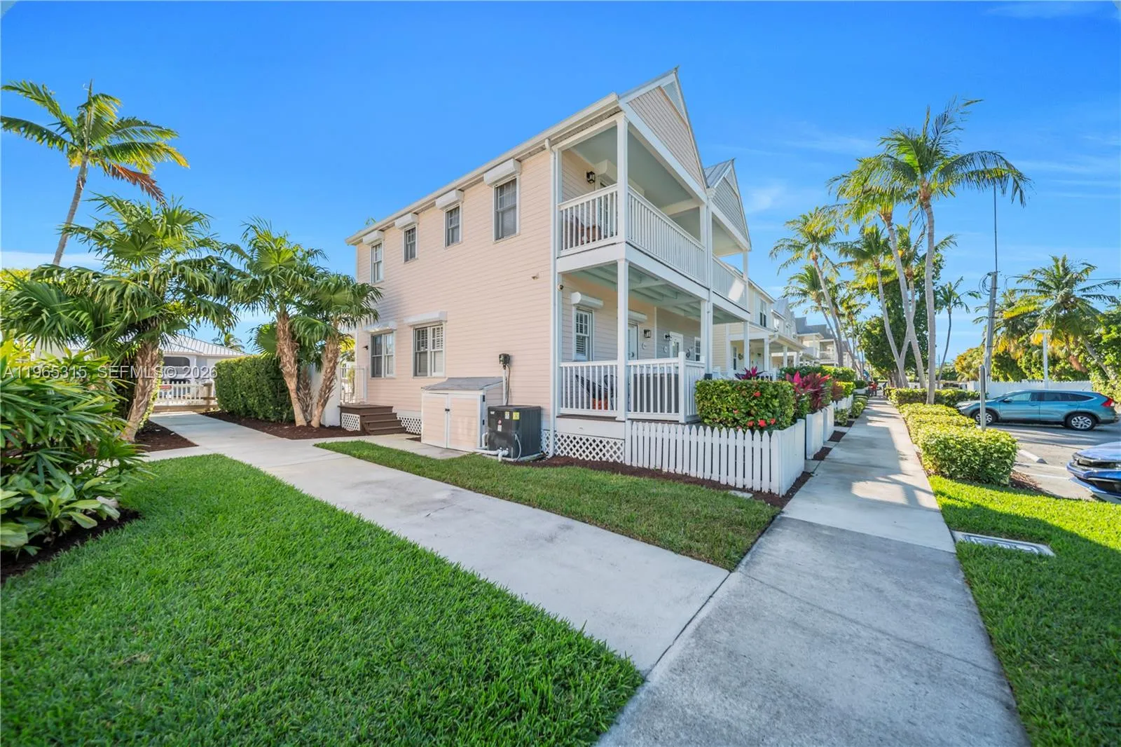 7026 Harbor Village Dr, Duck FL 33050