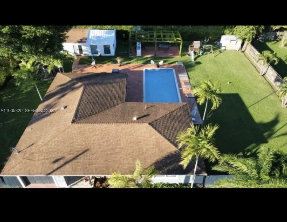 265 NE 151st St, Miami FL 33162