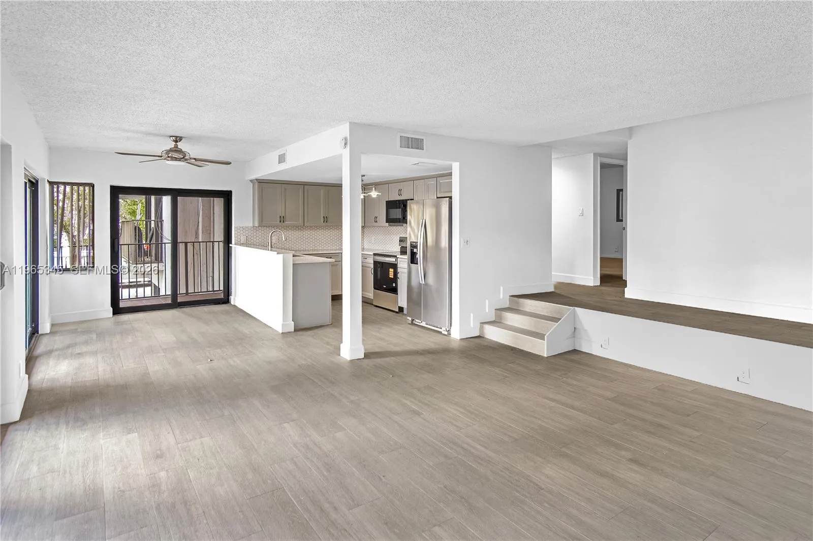 4705 SW 62nd Ave # 204, Davie FL 33314