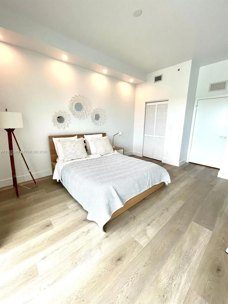 2525 SW 3rd Ave # 903, Miami FL 33129