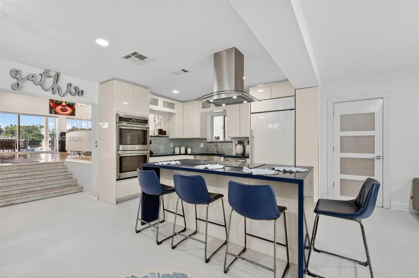 317 S Riverside Dr, Pompano Beach FL 33062