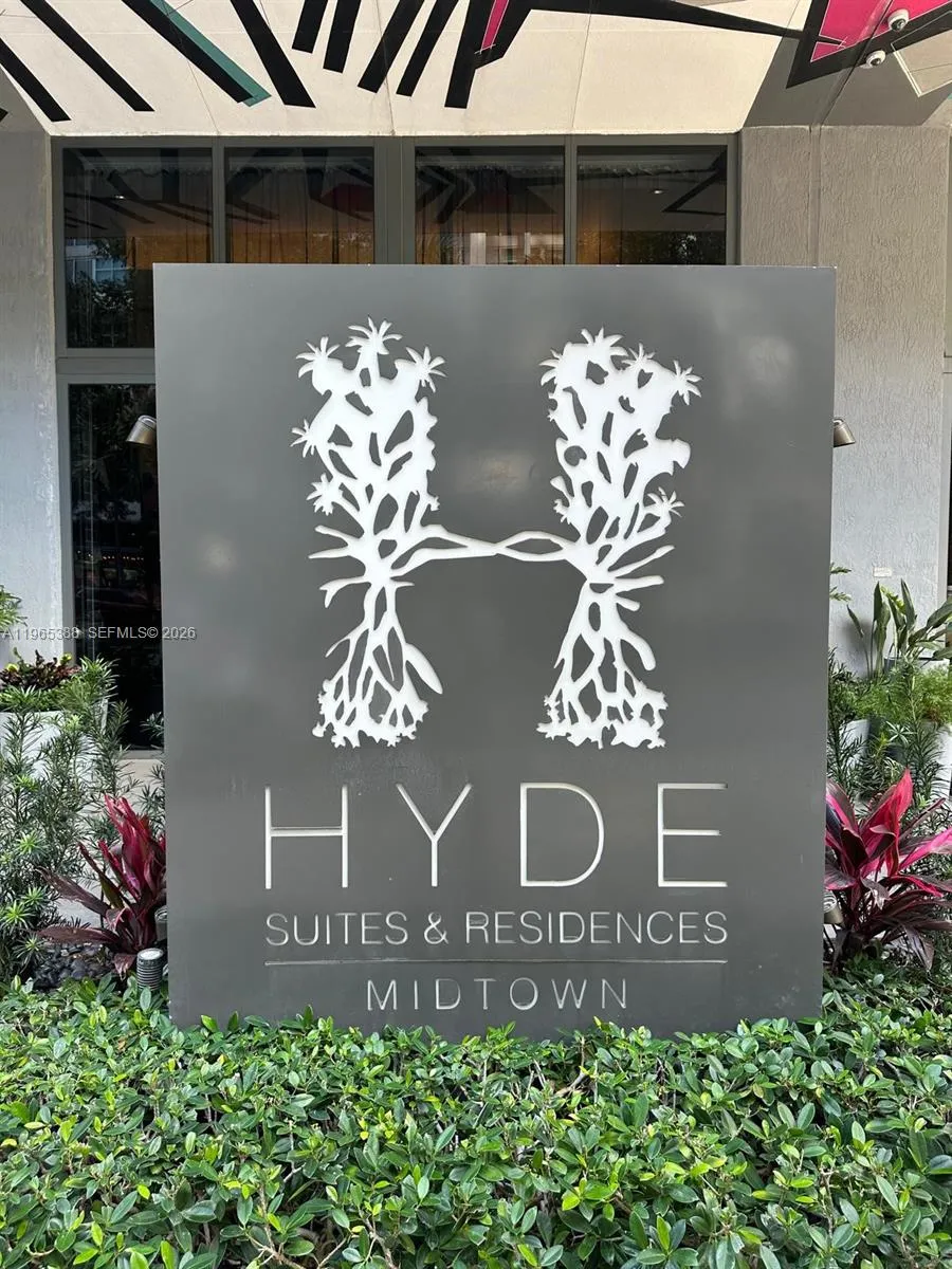 121 NE 34th St # 1505, Miami FL 33137