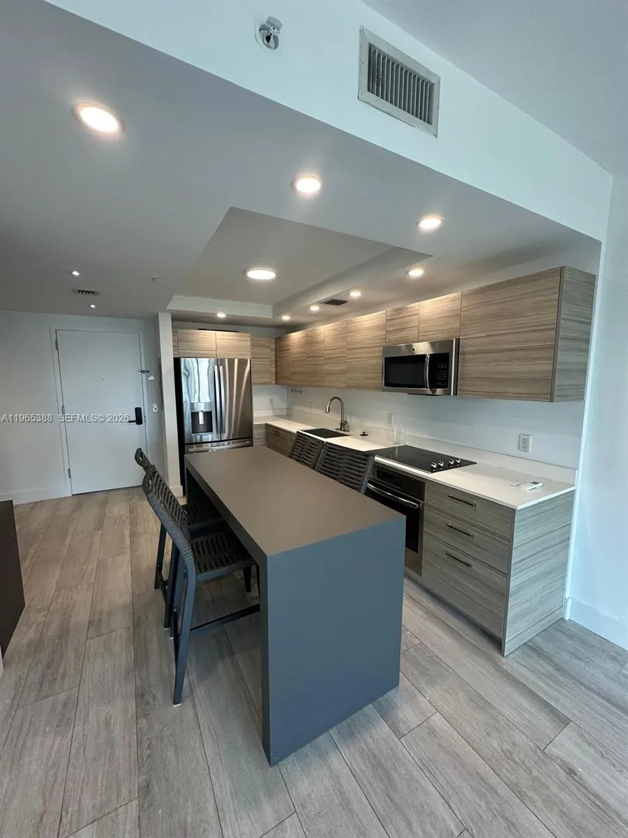121 NE 34th St # 1505, Miami FL 33137