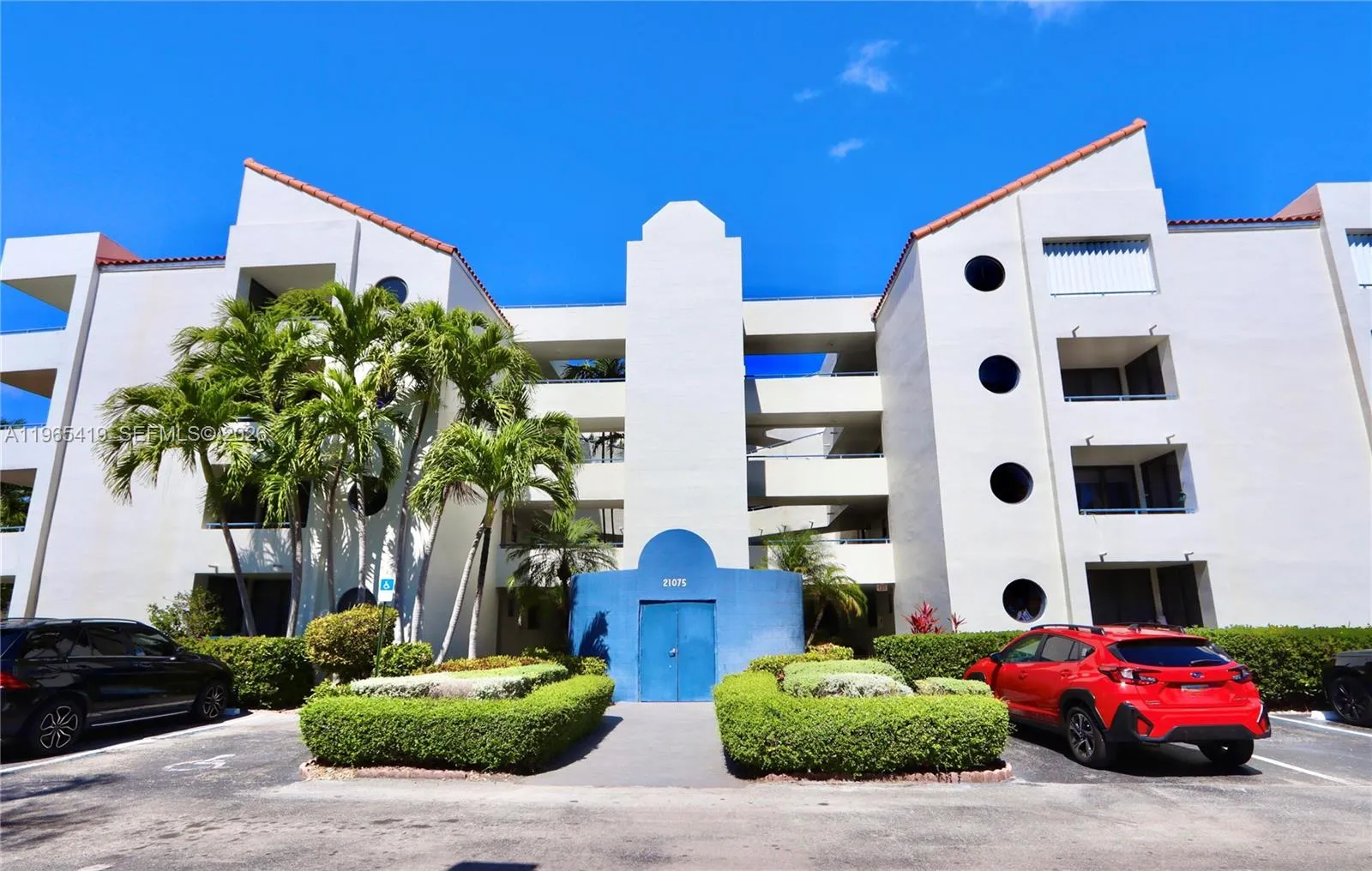 2 bedroom 2 bath for sale at 21075 NE 34th Ave # 2, Aventura FL 33180