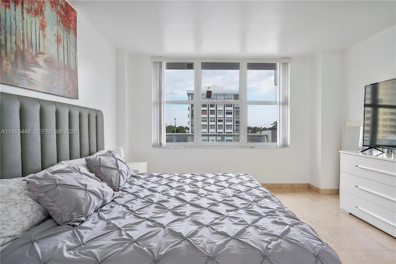 5601 Collins Ave # 423, Miami Beach FL 33140