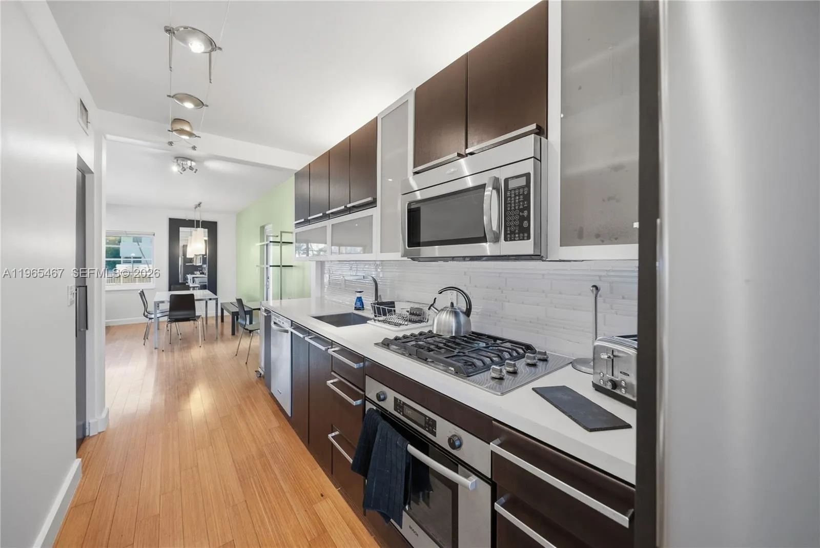 7207 Bay Dr # 21, Miami Beach FL 33141