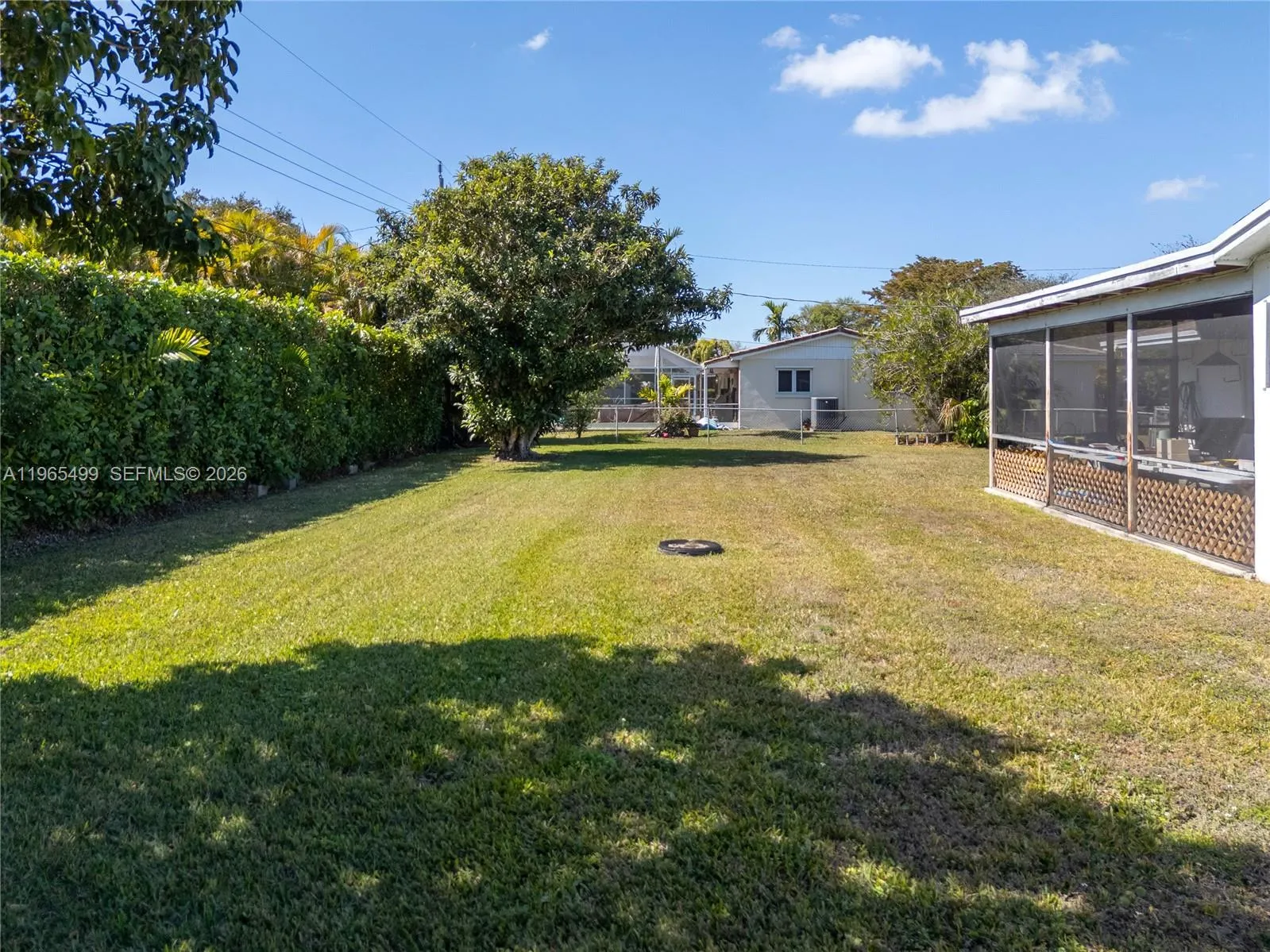 8970 SW 82nd St, Miami FL 33173