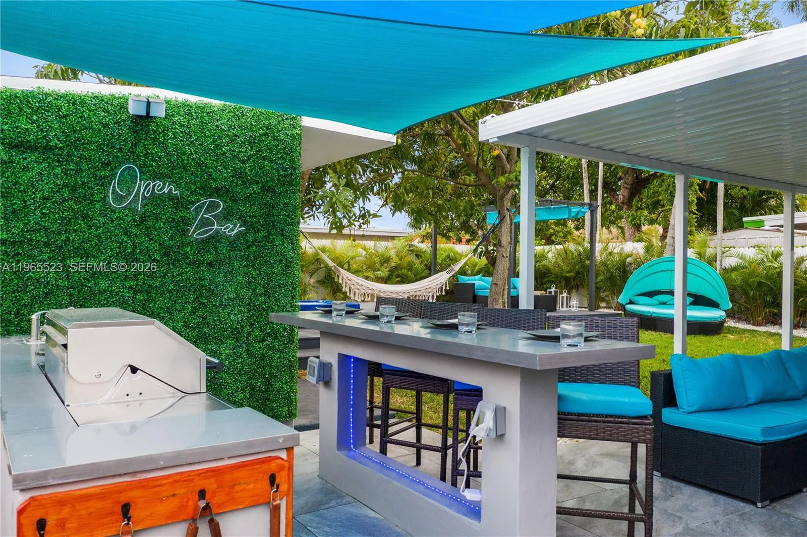 5 bedroom 4 bath for sale at 2376 NW 2nd St, Miami FL 33125