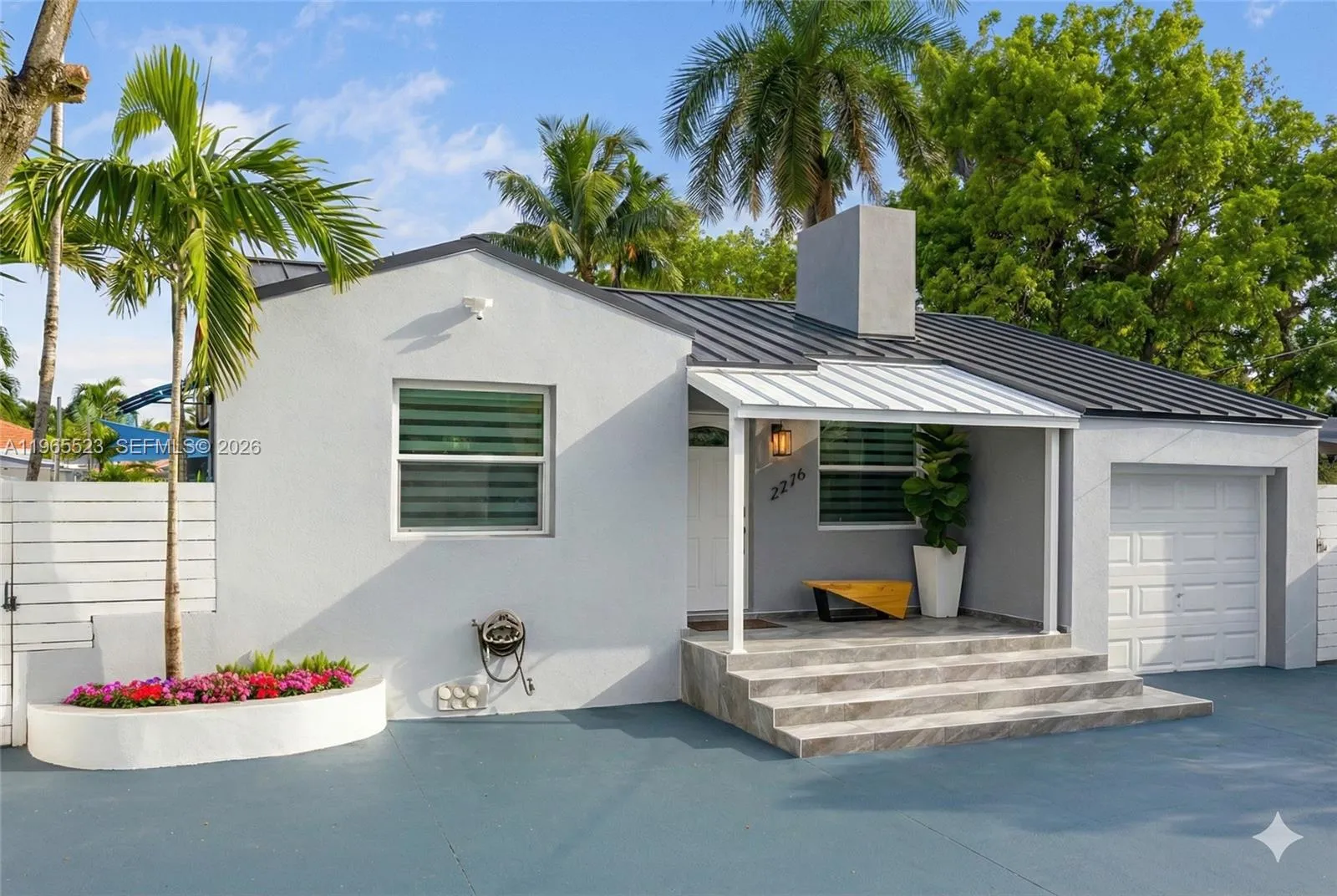 2376 NW 2nd St, Miami FL 33125