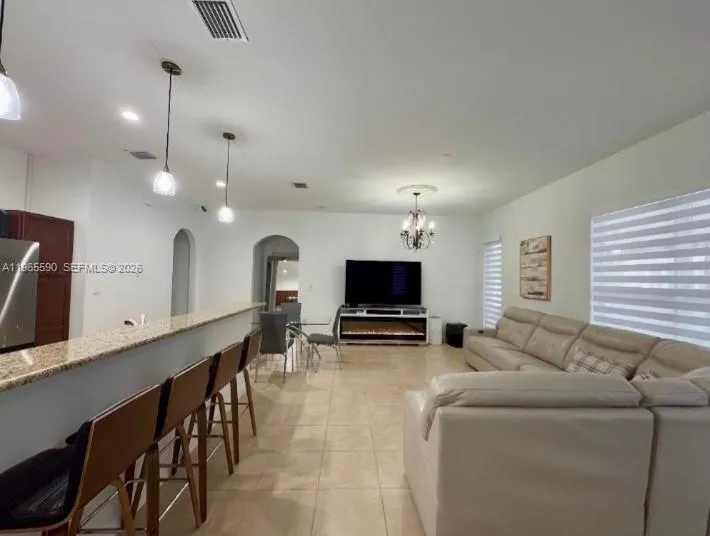 17181 SW 91st St, Miami FL 33196