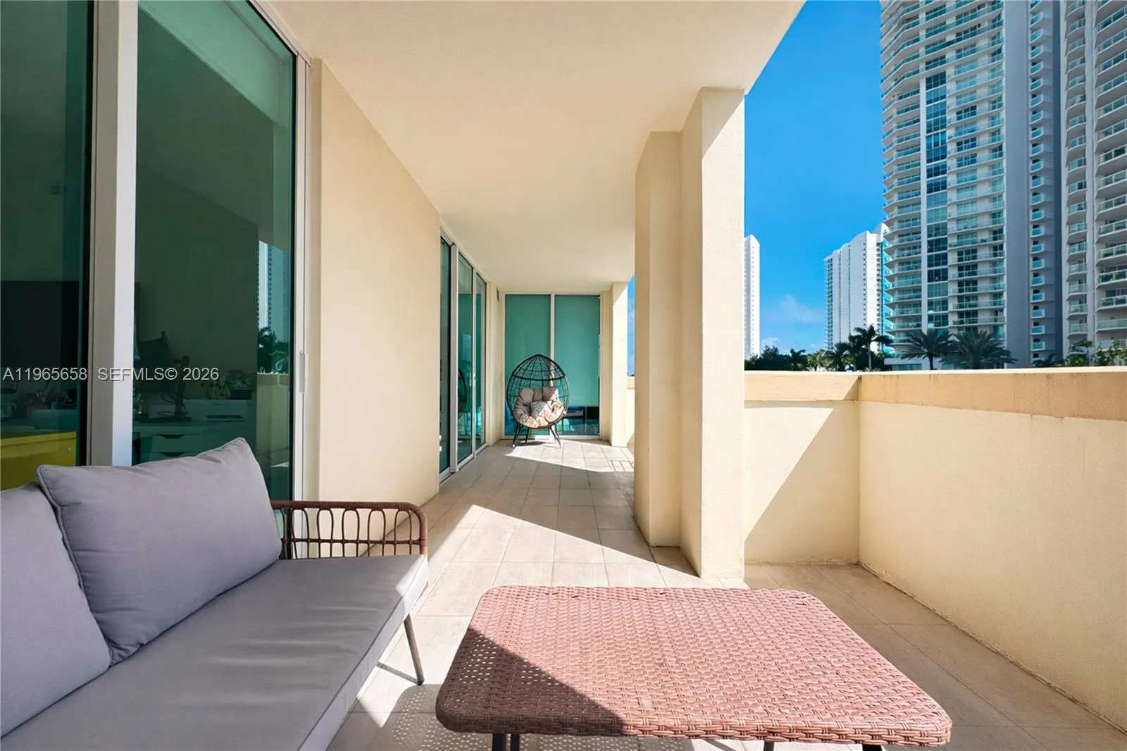250 Sunny Isles Blvd # 207, Sunny Isles Beach FL 33160