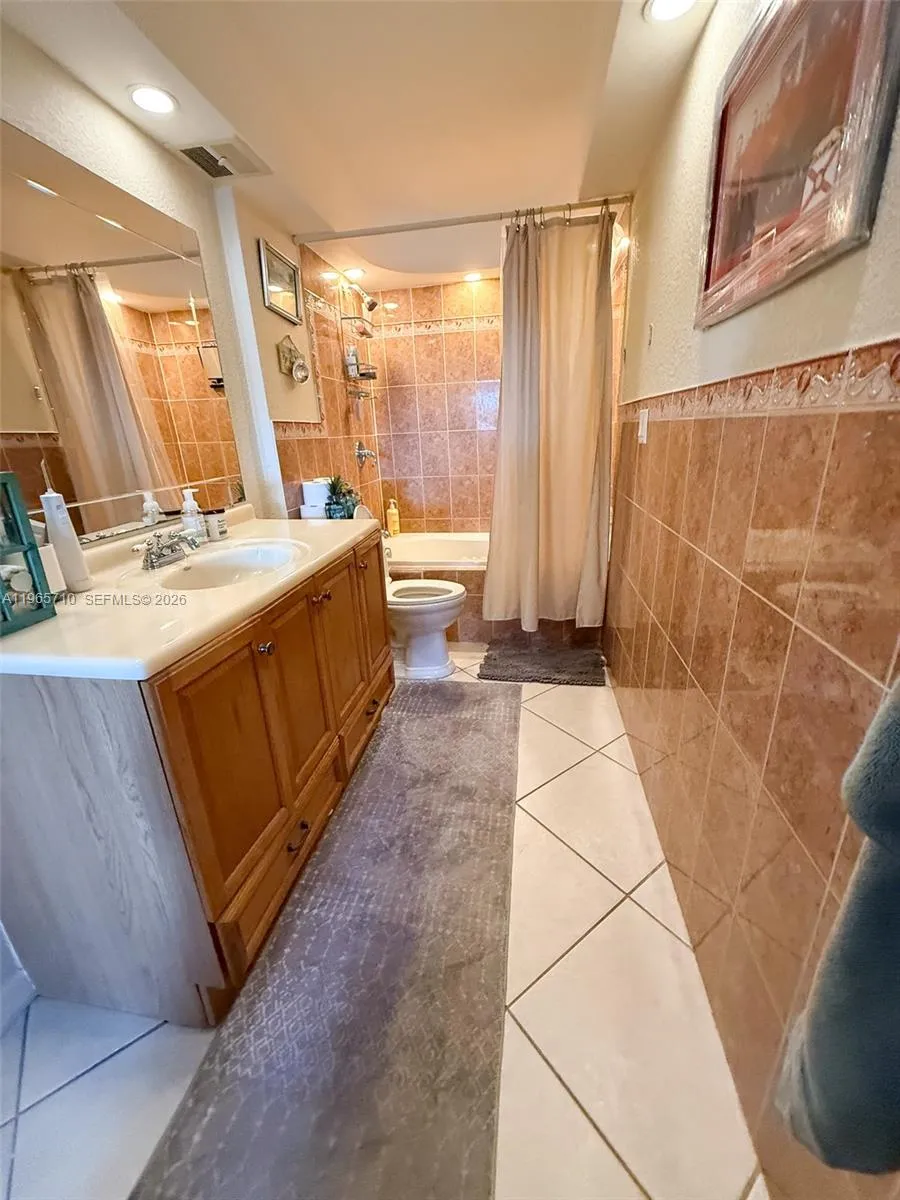 1967 S Ocean Blvd # C, Lauderdale By The Sea FL 33062