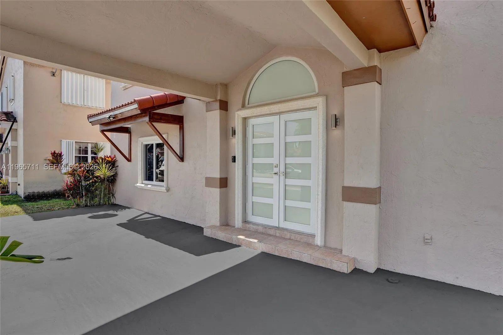 15502 SW 137th Pl, Miami FL 33177