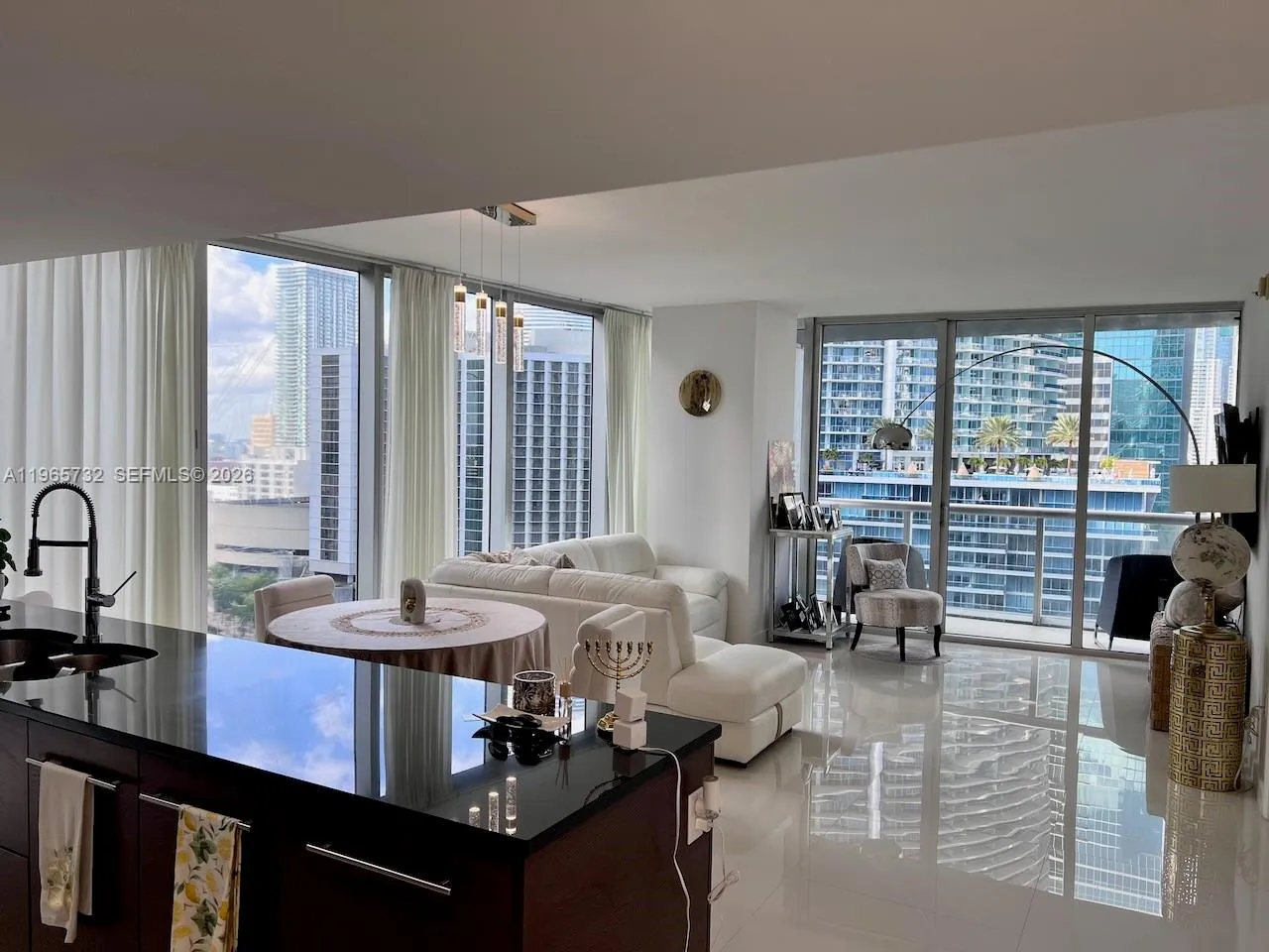 475 Brickell Ave # 1715, Miami FL 33131
