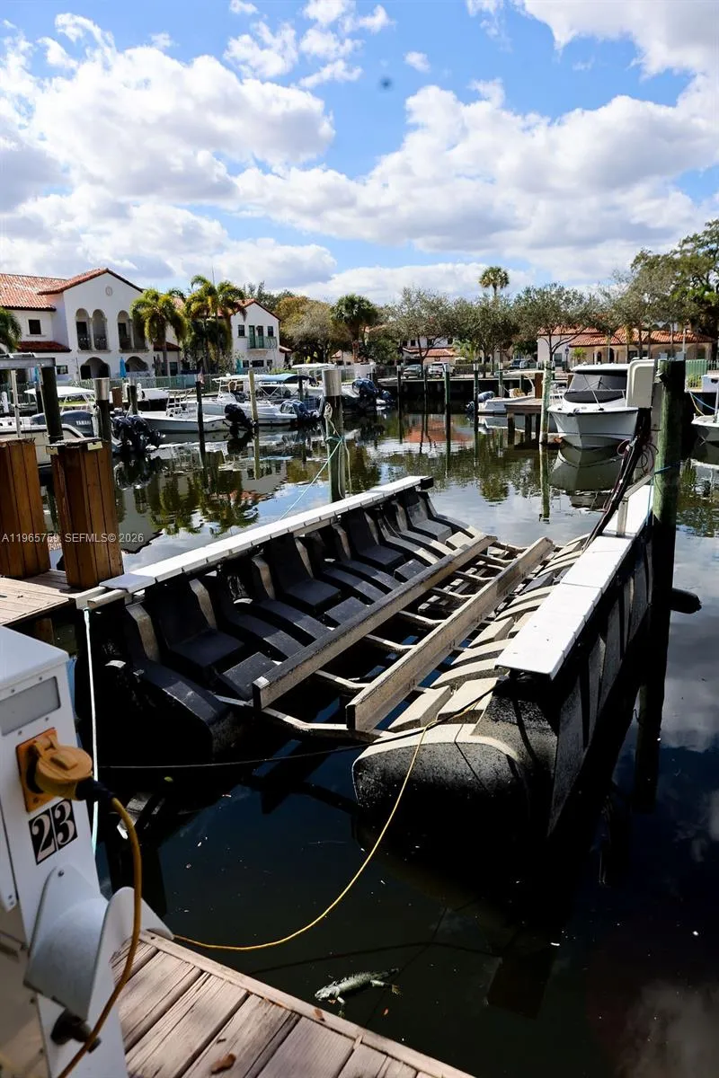 2948 Hidden Harbour Ct, Dania Beach FL 33312