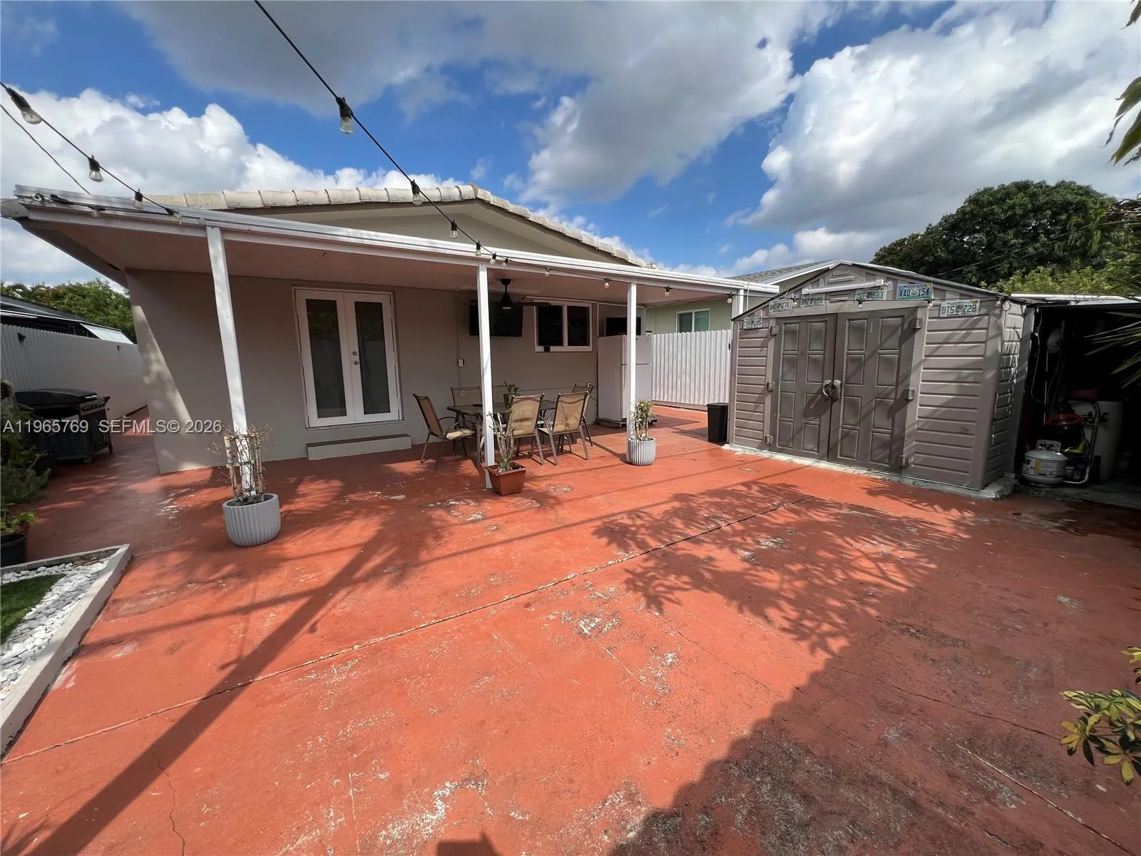 10382 SW 25th St, Miami FL 33165