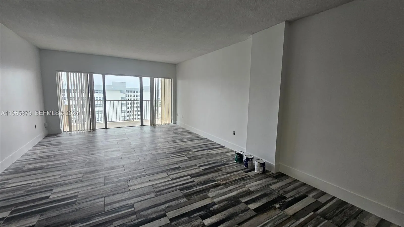 1980 S Ocean Dr # 22G, Hallandale Beach FL 33009