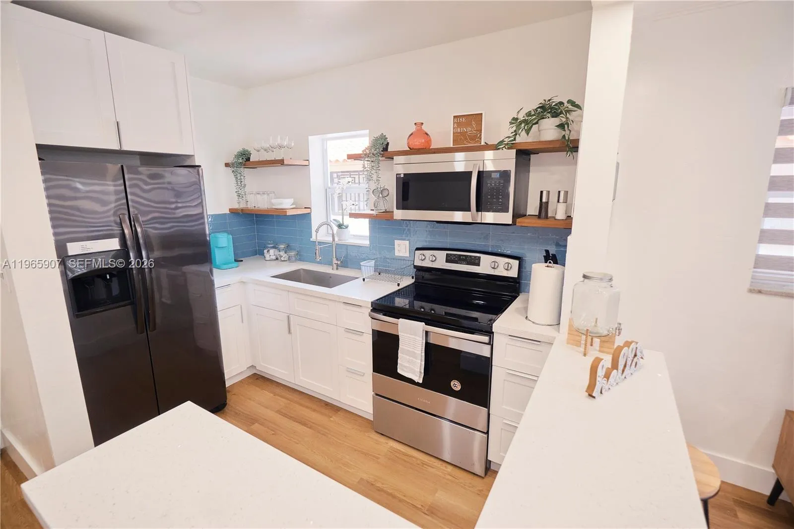 1232 SW 30th Pl, Miami FL 33135