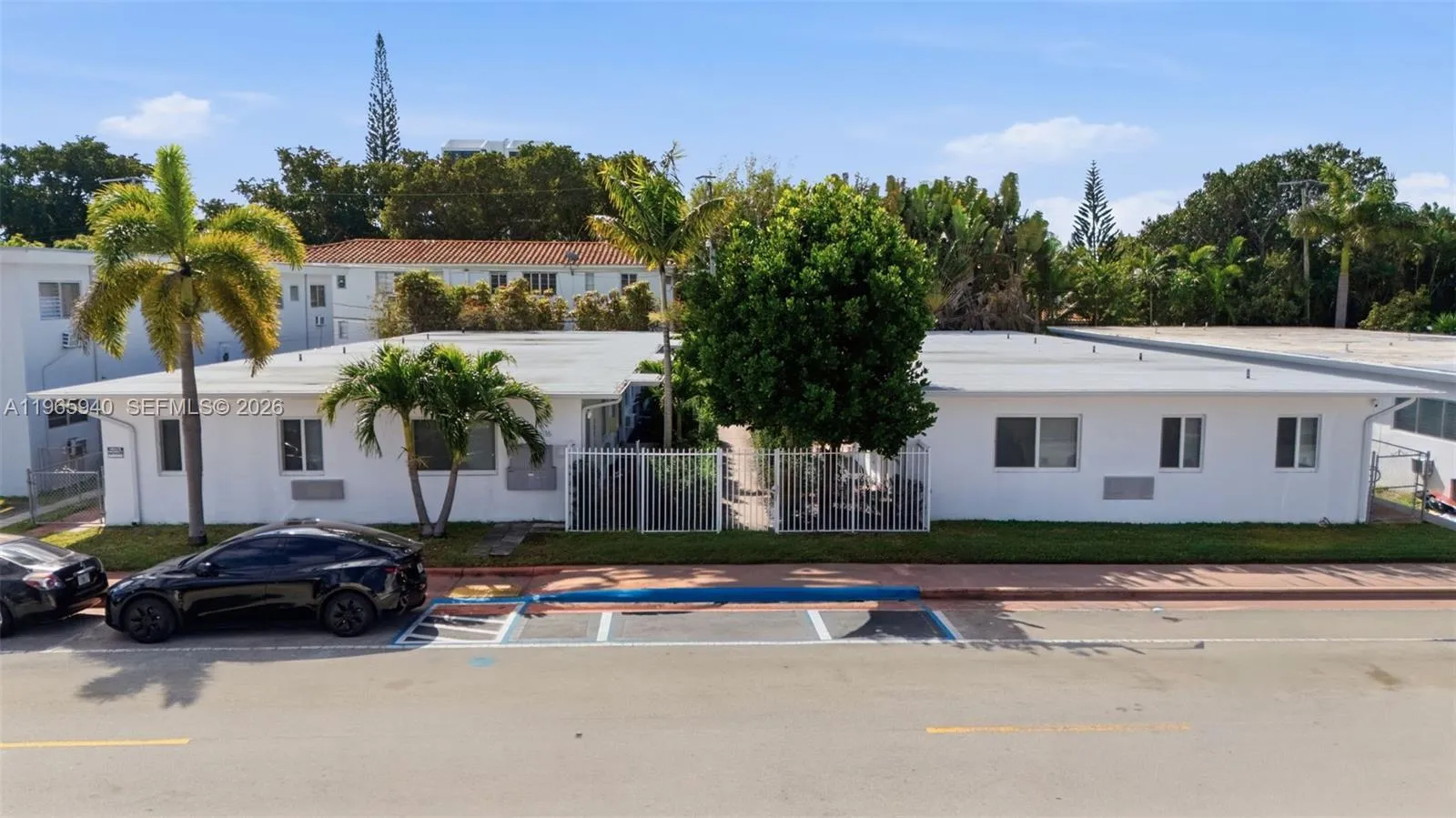 800 85th St, Miami Beach FL 33141