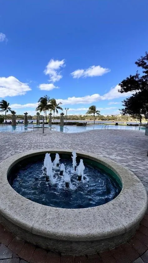 2681 N Flamingo Rd # 2302S, Sunrise FL 33323