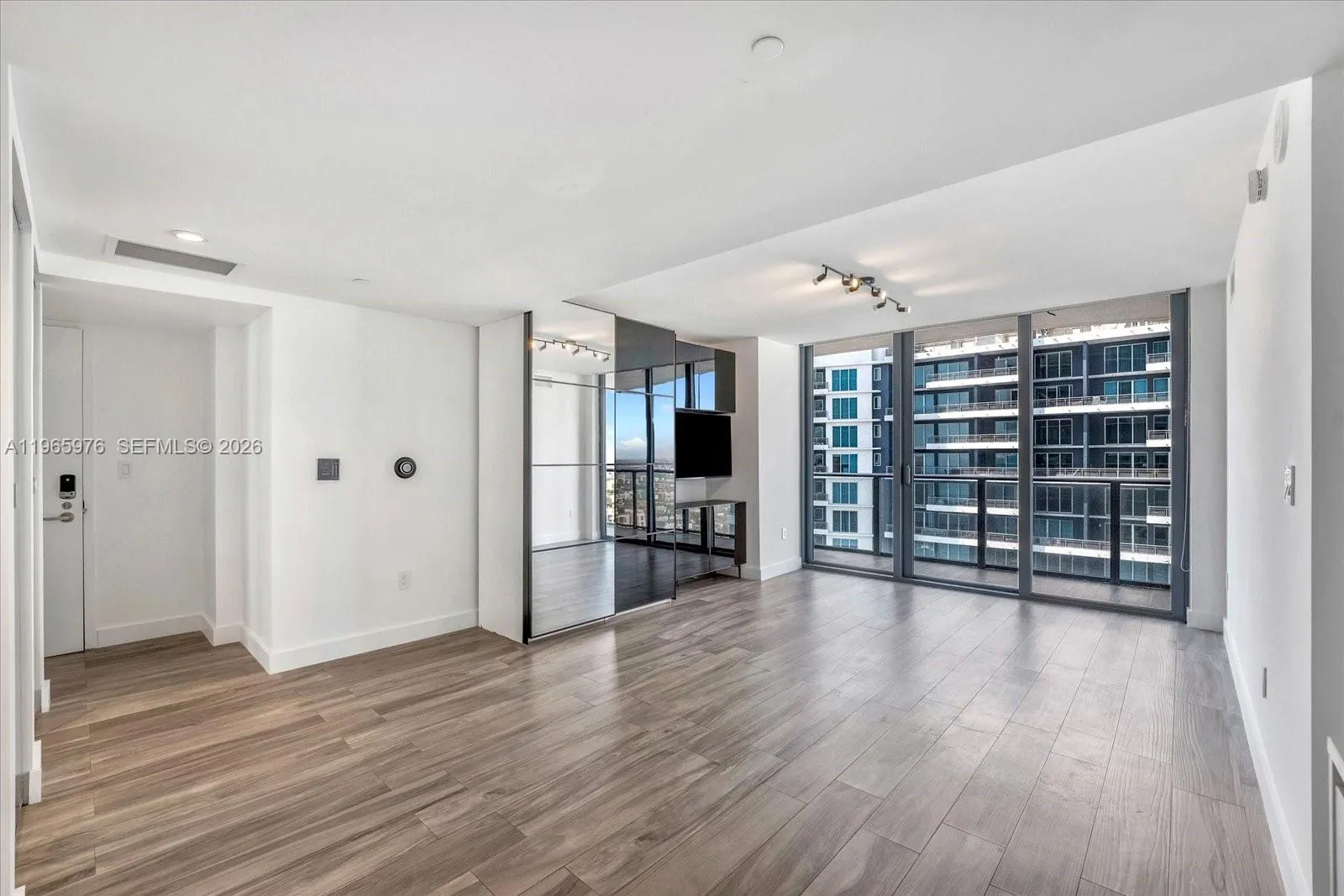 1300 S Miami Ave # 4807, Miami FL 33130