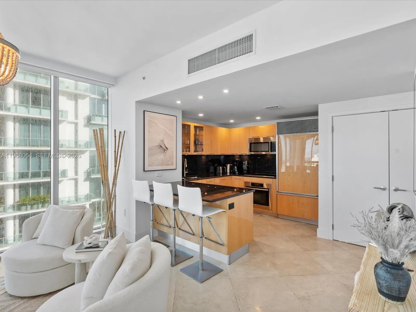 1 bedroom 1 bath for sale at 6899 Collins Ave # 1704, Miami Beach FL 33141