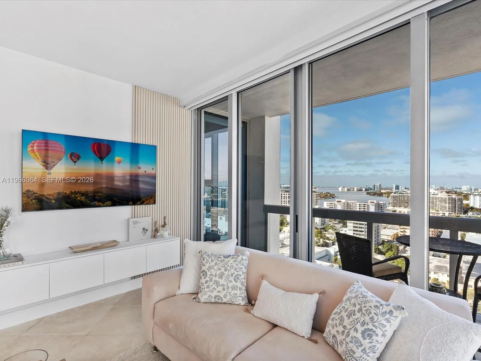 6899 Collins Ave # 1704, Miami Beach FL 33141