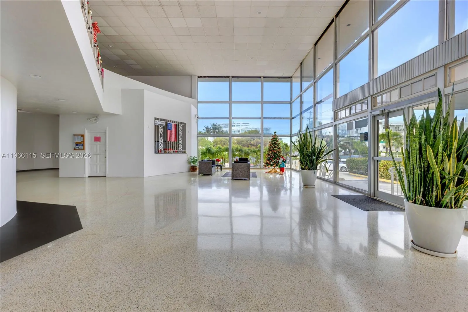 6484 Indian Creek Dr # 220, Miami Beach FL 33141