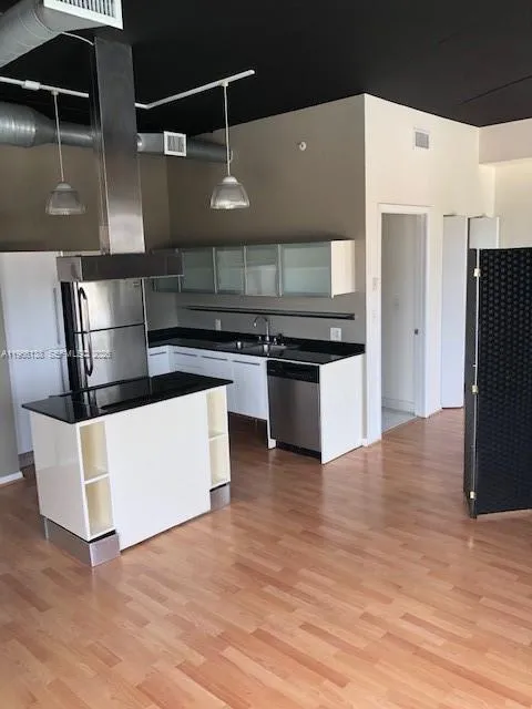 10 SW South River Dr # 704, Miami FL 33130