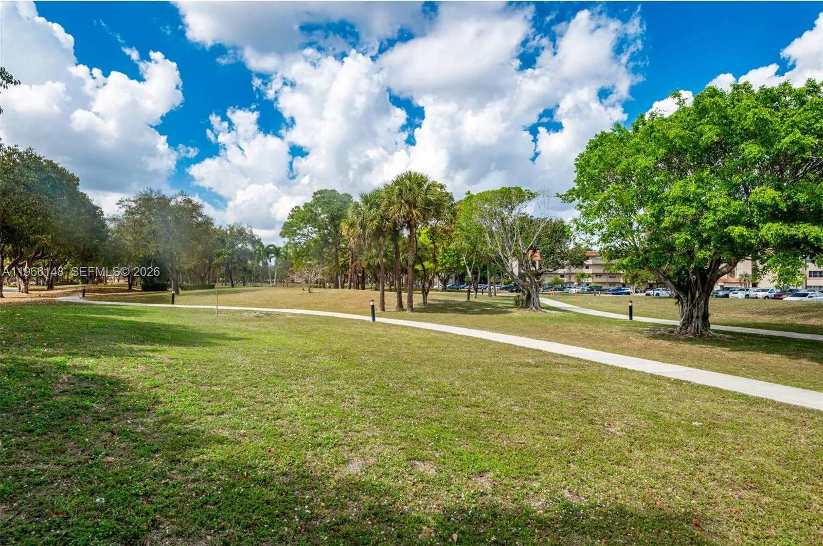 6301 N Fall Circle Dr # 213, Lauderhill FL 33319