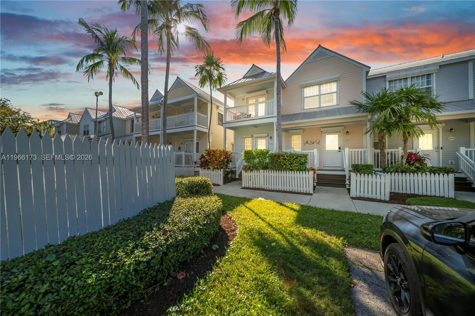 2 bedroom 1 bath for sale at 5036 Sunset Village Dr, Duck FL 33050